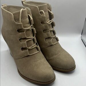 Nautica Women's Beige Ankle Booties